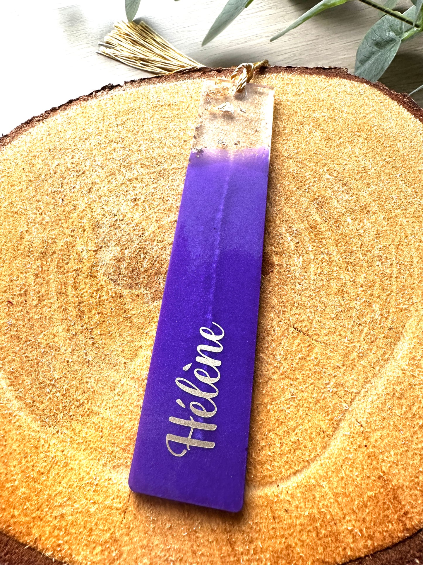 Marque-page personnalisé en résine époxy Violet