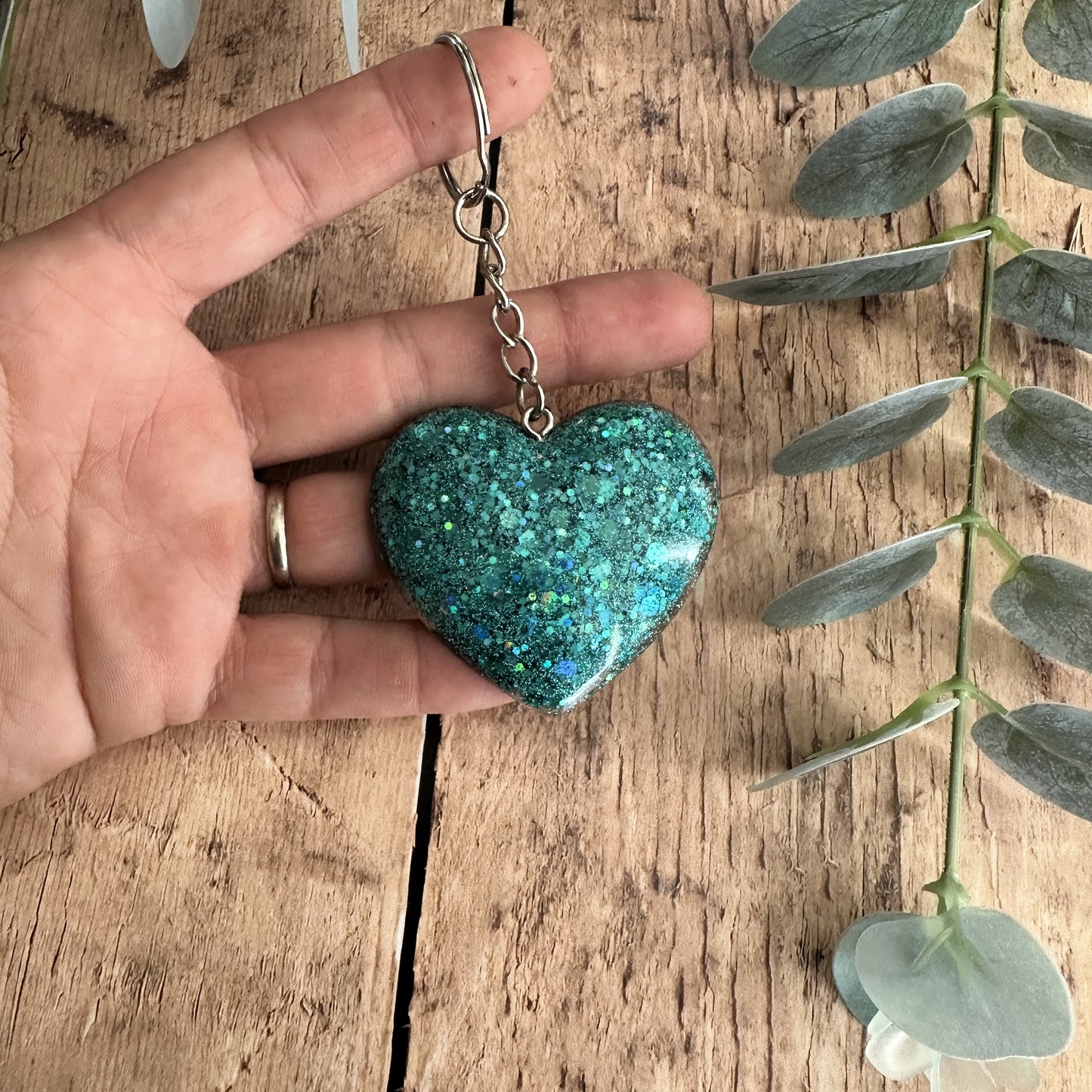 Porte-clés Cœur Pailleté en Résine — Idée Cadeau