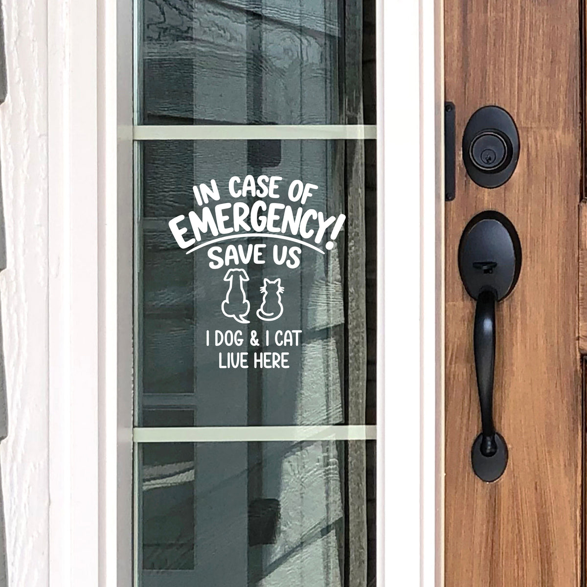 Sticker personnalisé En cas d'alerte, sauvez-nous – Chien & chat