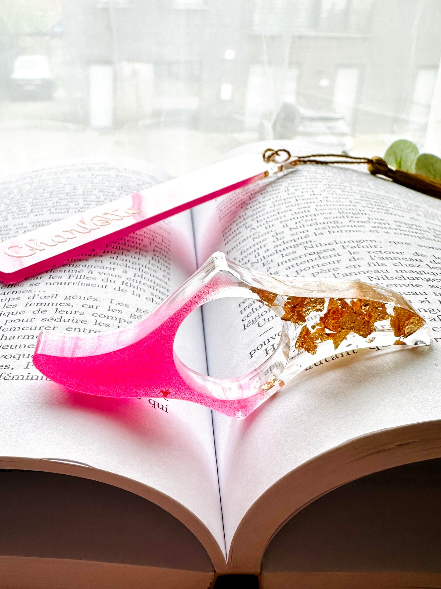 Combo Marque-page + Bague de Lecture Résine Rose
