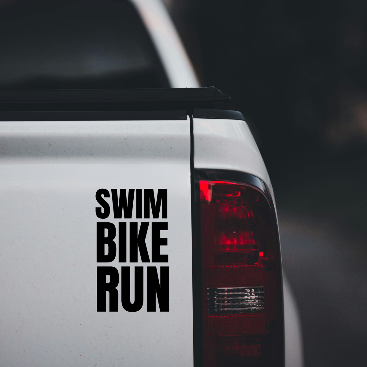 Sticker Swim Bike Run Vertical – Autocollant Triathlon Lettrage Bold