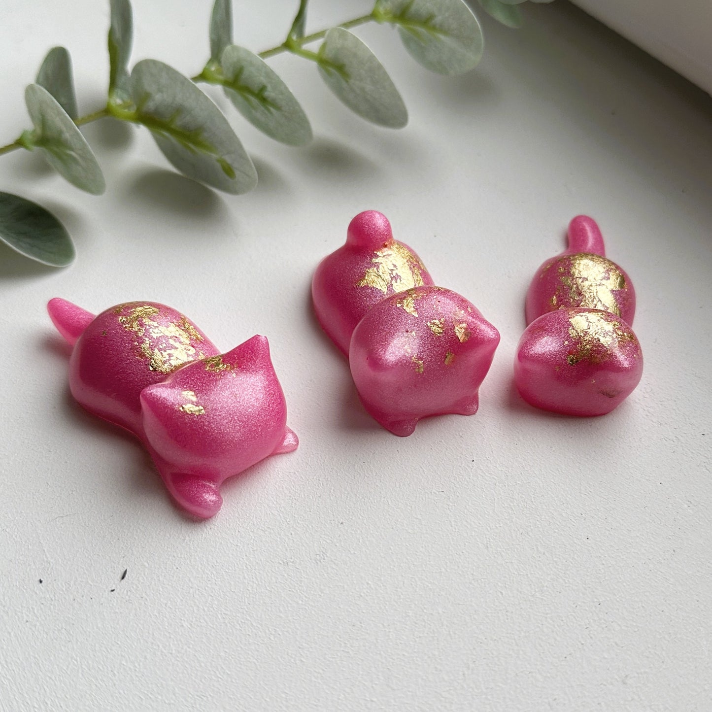 Figurines Chats en Résine Époxy Rose