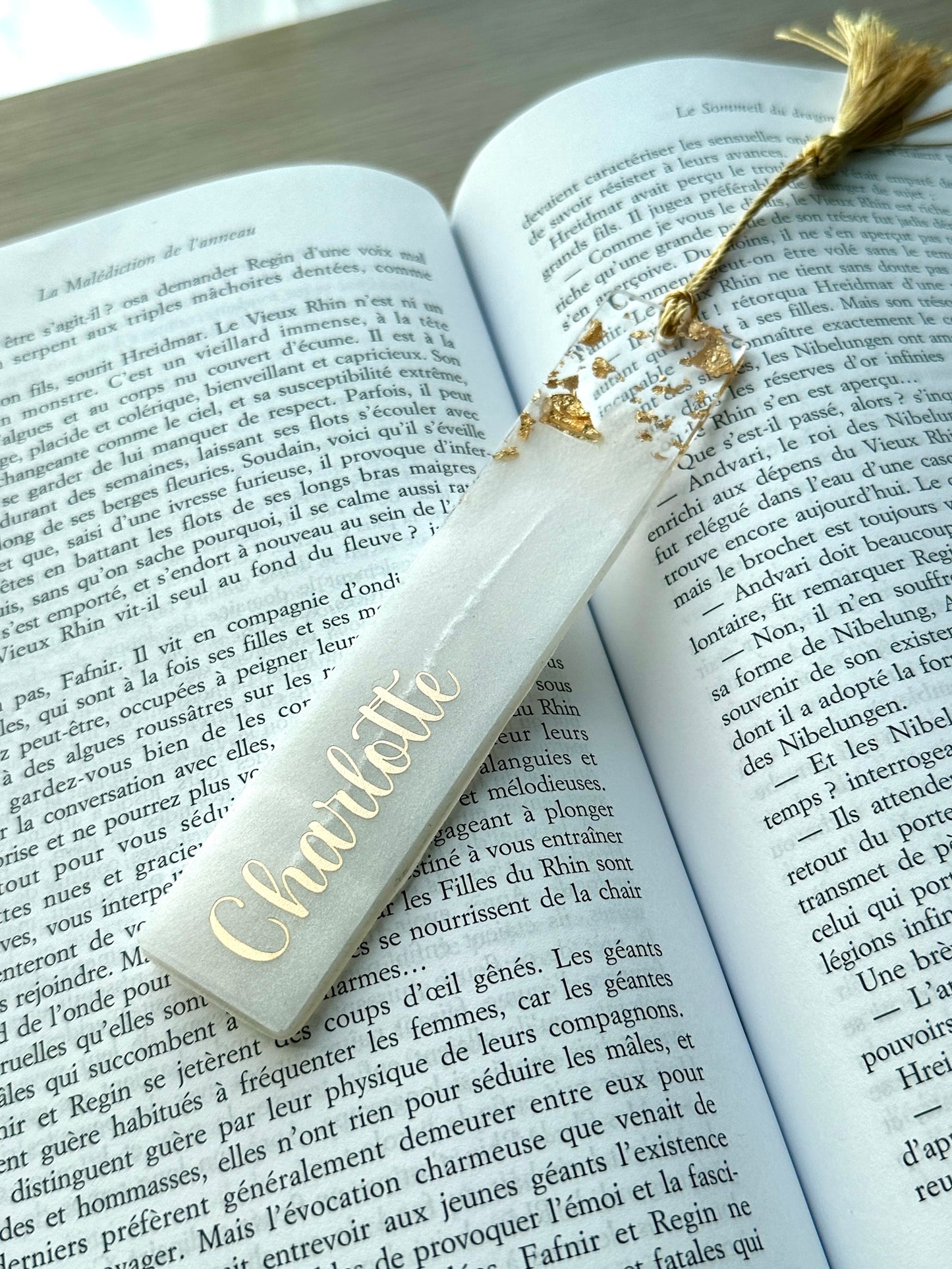 Marque-page et bague de lecture en résine époxy Blanc
