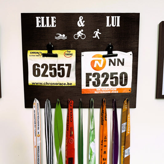 Porte-médailles triathlon Elle & Lui en bois pour couple - Dossards