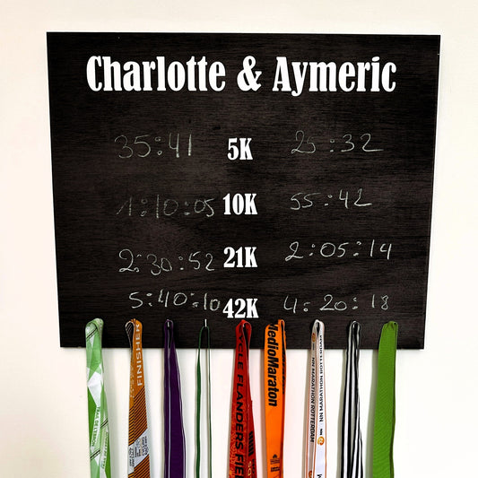 Porte-médailles running personnalisé en bois pour couple - Chrono