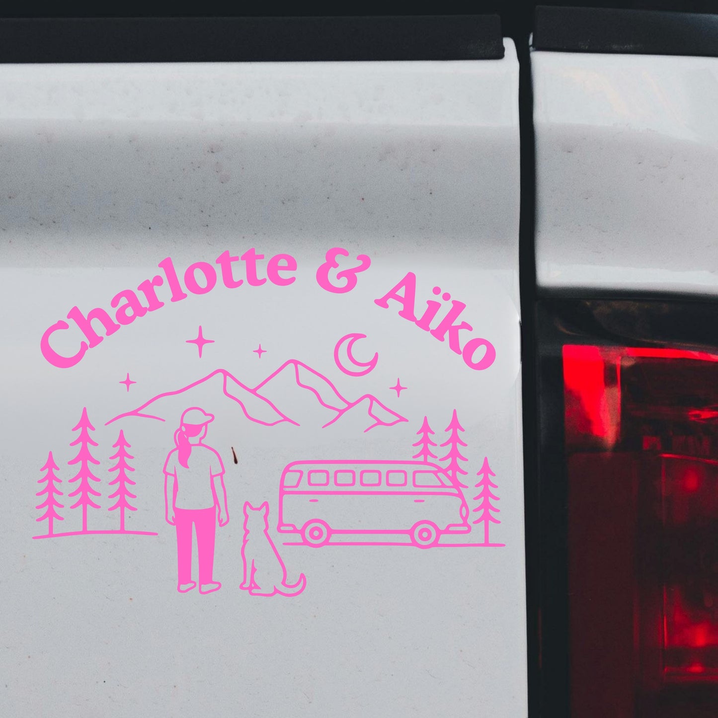 Sticker vanlife personnalisé chien & couple