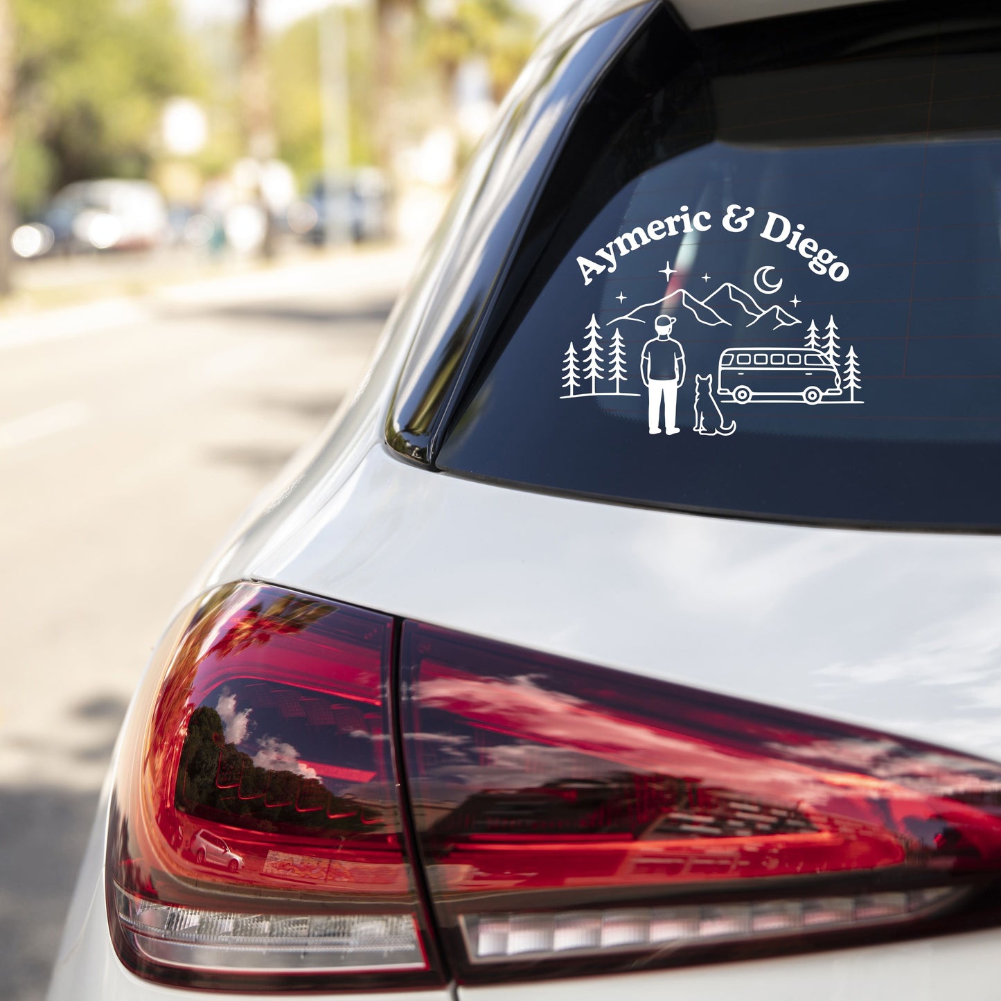 Sticker vanlife personnalisé chien & couple